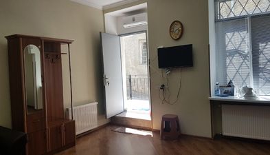 Old house on Asatiani II_4