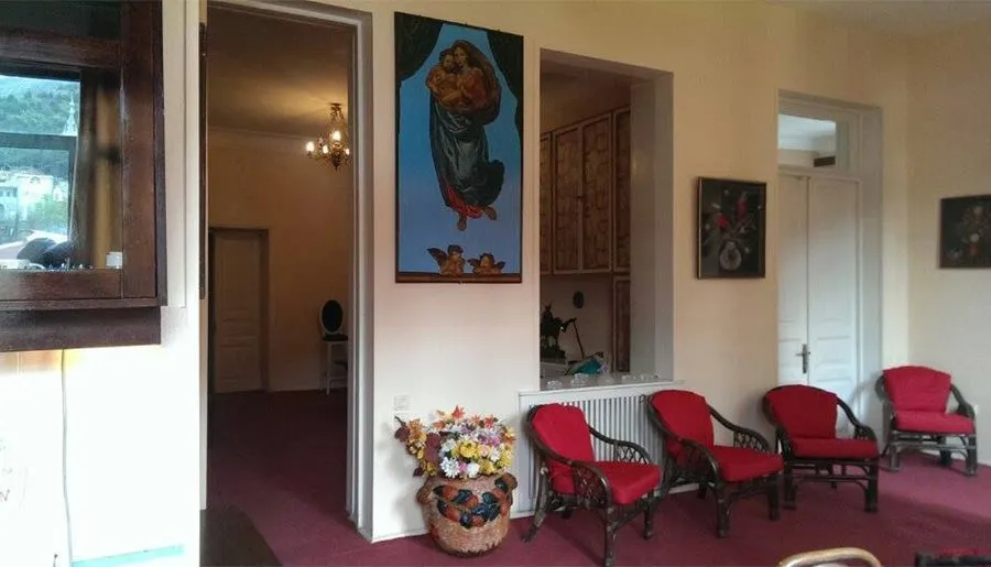 TiflisLux Boutique Guest House — Photo 1