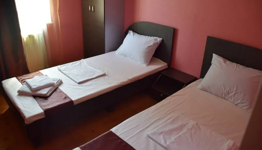 Hotel Crossway — Photo 6