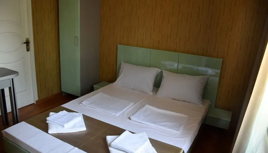 Hotel Crossway — Photo 11