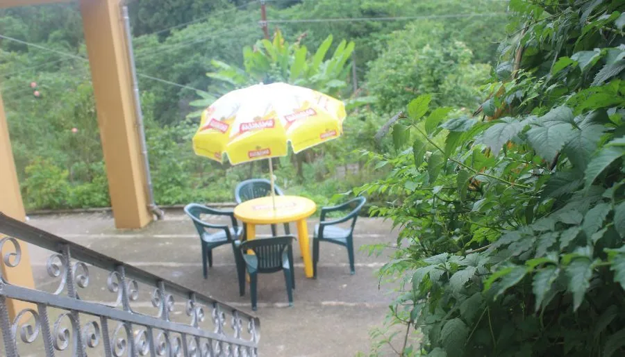 House in Makhinjauri — Photo 2