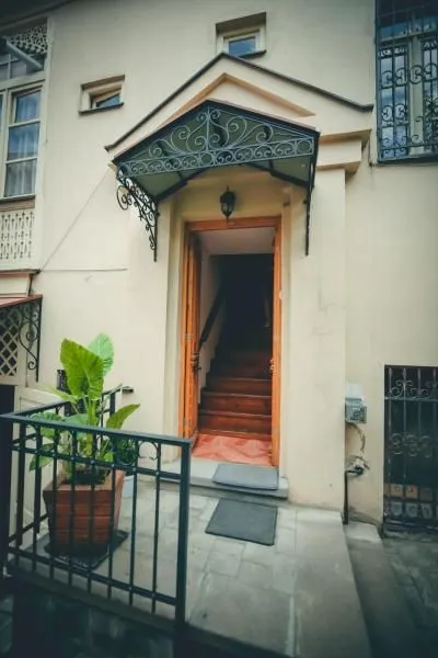 Your House — Photo 10