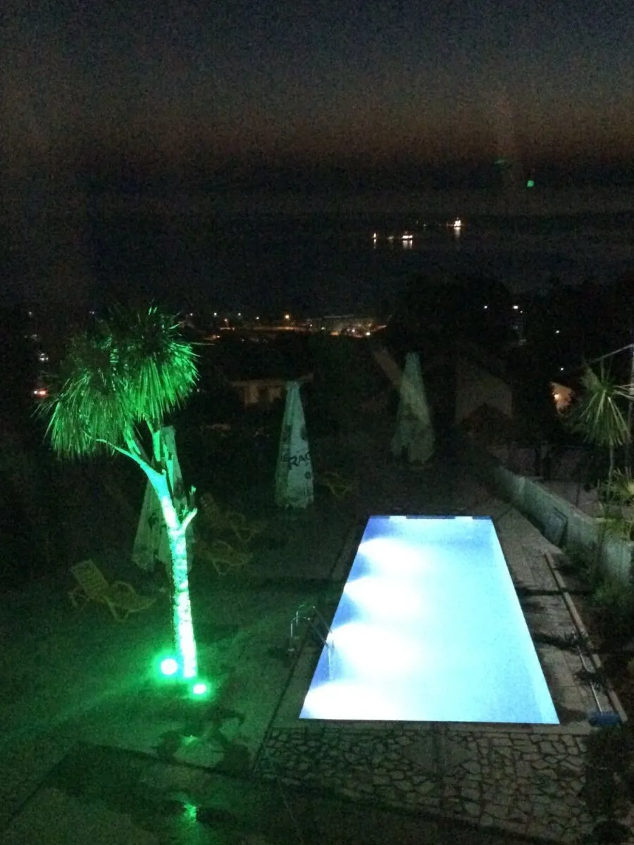 LITA — Photo 7
