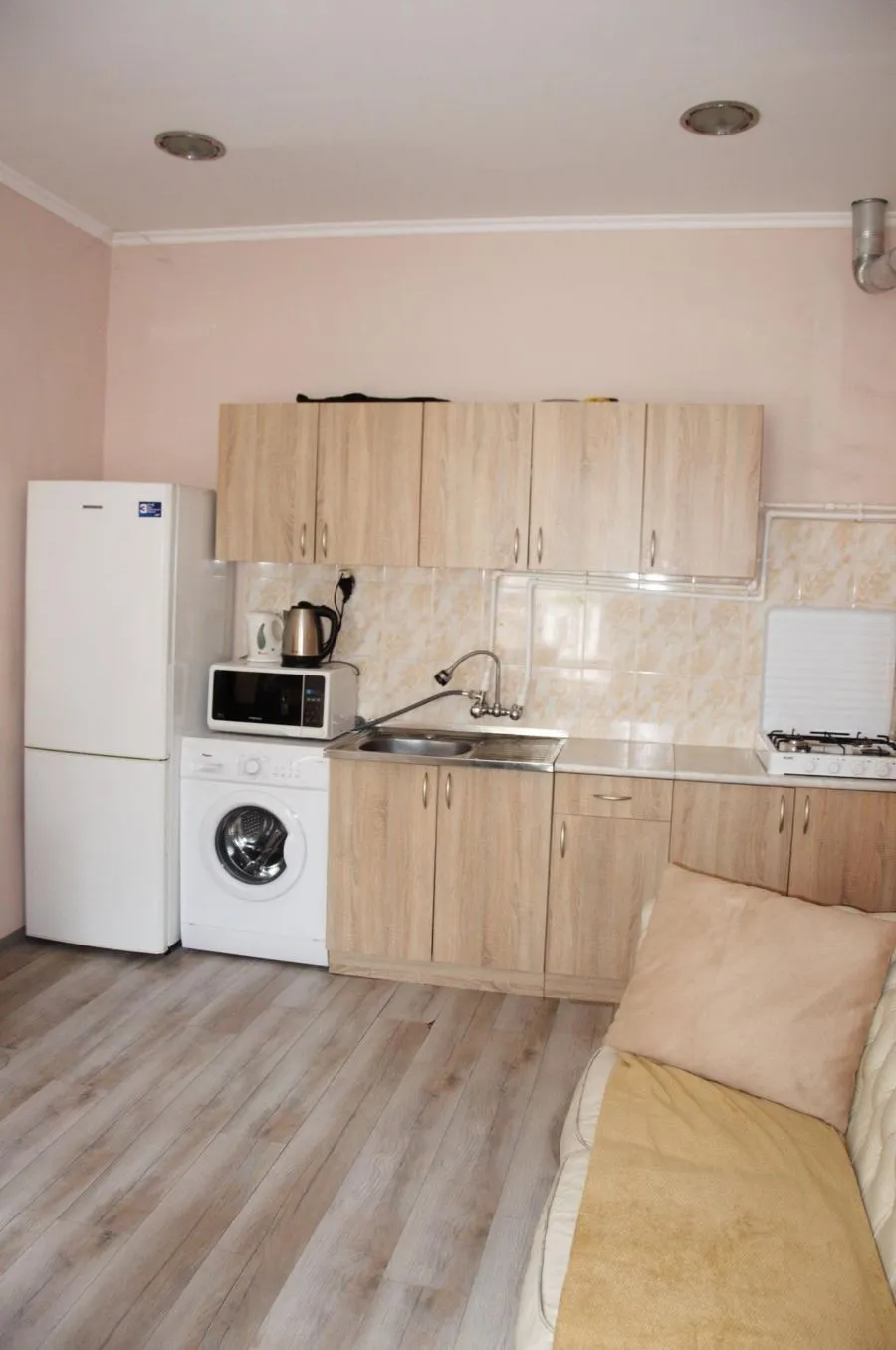 Nuki's Hostel — Photo 8
