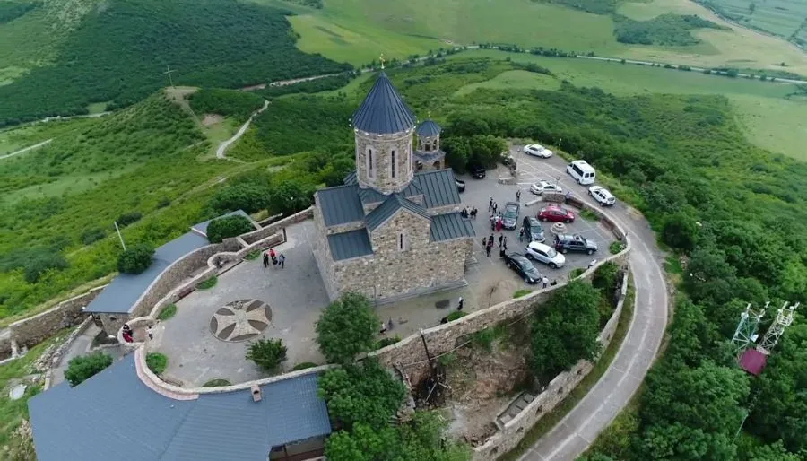 Stumris Sakhli Bolnisi International — Photo 1