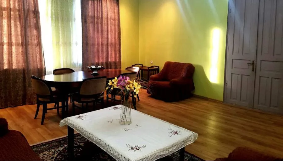 Tatia's Guesthouse — Photo 8