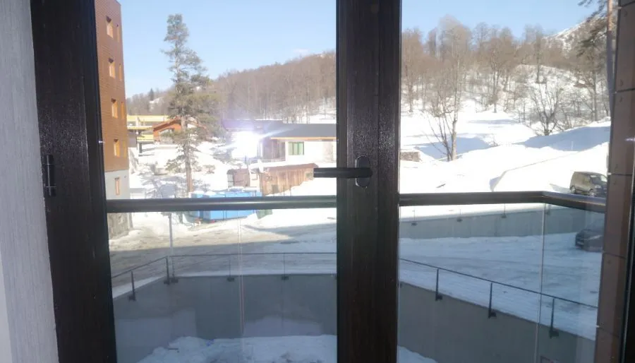 ORBI PALACE BAKURIANI APARTMENT 322 — Photo 10
