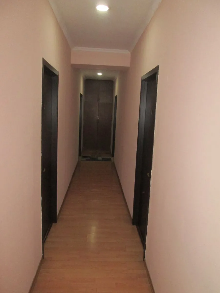 Old Isani — Photo 3