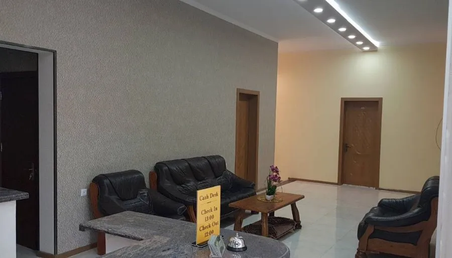 Hotel Makona — Photo 9