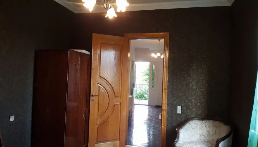Guest house In Tbilisi — Photo 9