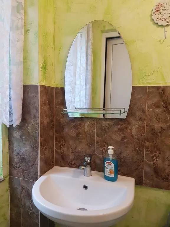 Oasis — Photo 2