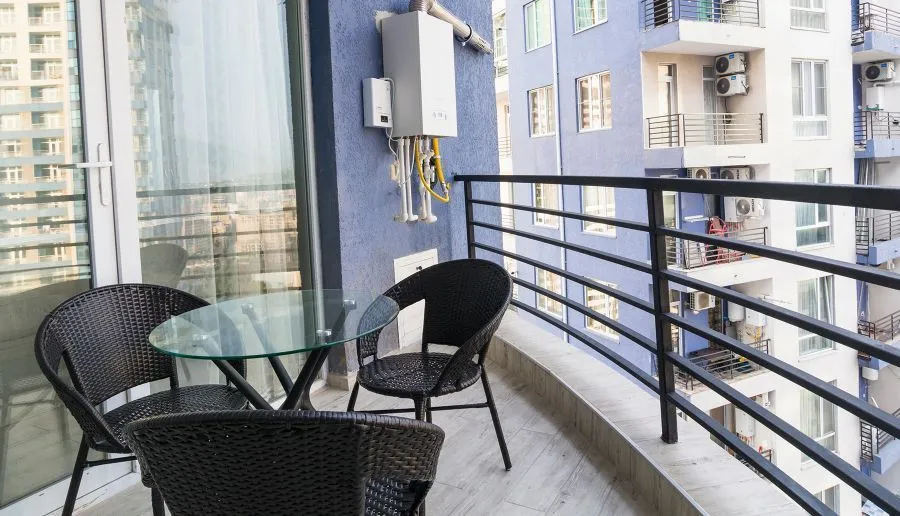 SEA SIDE 2 BEDROOMS APARTMENT — Photo 4