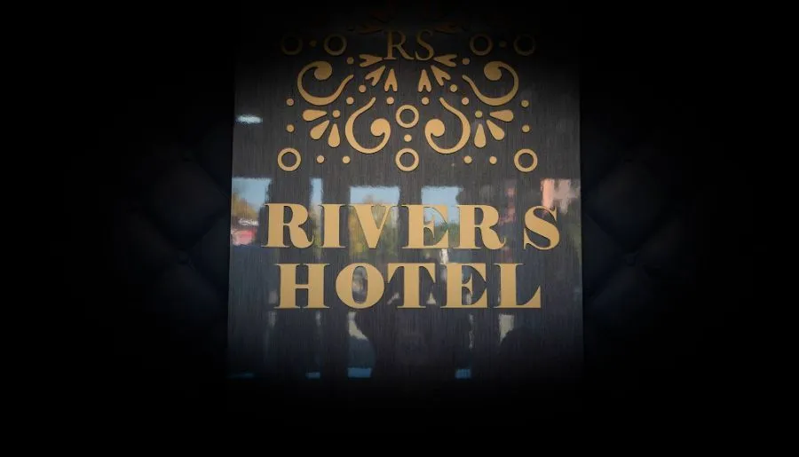 River S hotel — Photo 1