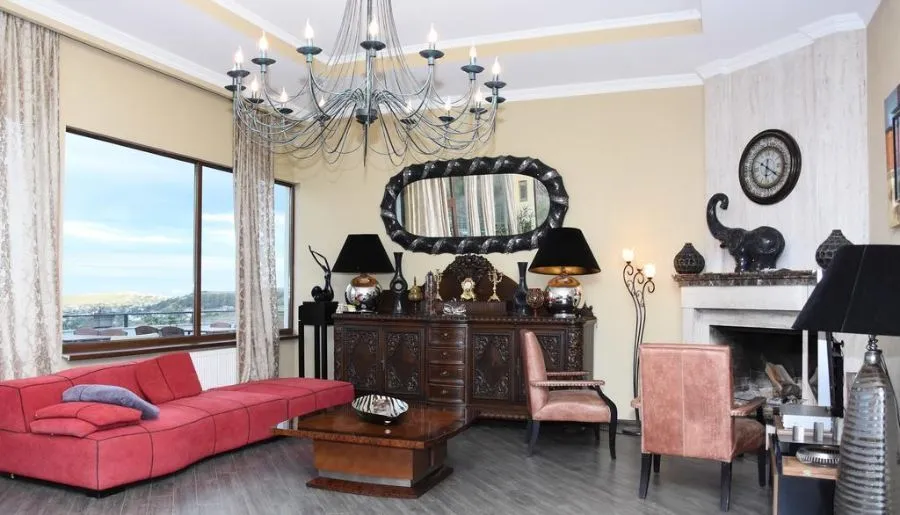 White residence Tsavkisi — Photo 1