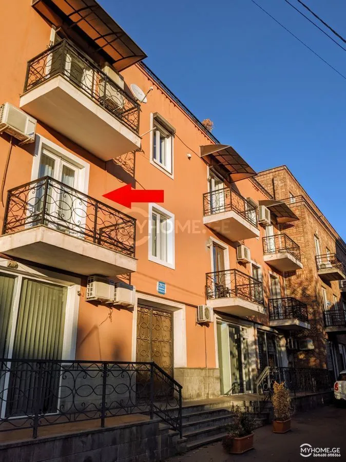 Apartment in old Tbilisi, Metekhi — Photo 6