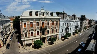 HOTEL LUX