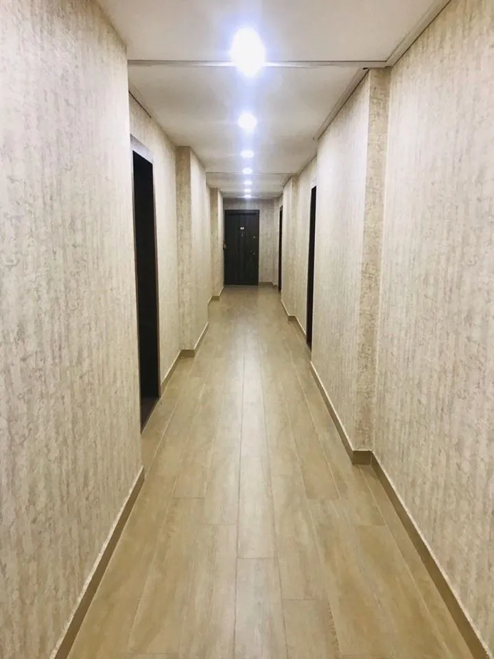 PARK RESIDENCE 71 — Photo 2