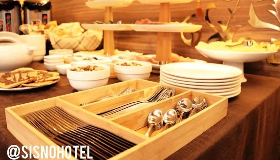 SISNO HOTEL — Photo 10