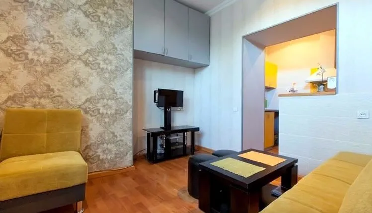 Apt Near Opera — Photo 1