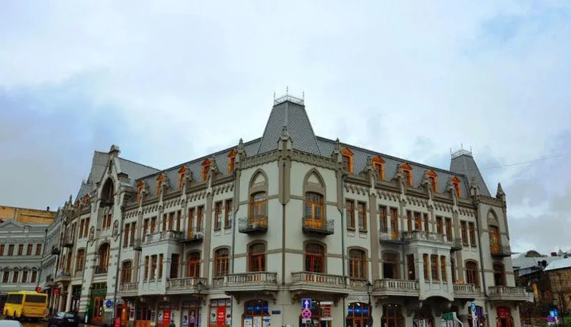 Aleksandria Hotel — Photo 10