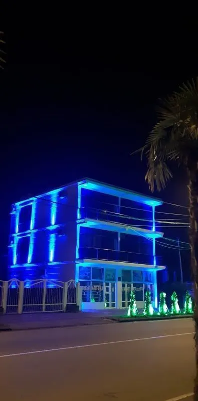 White Hotel — Photo 6