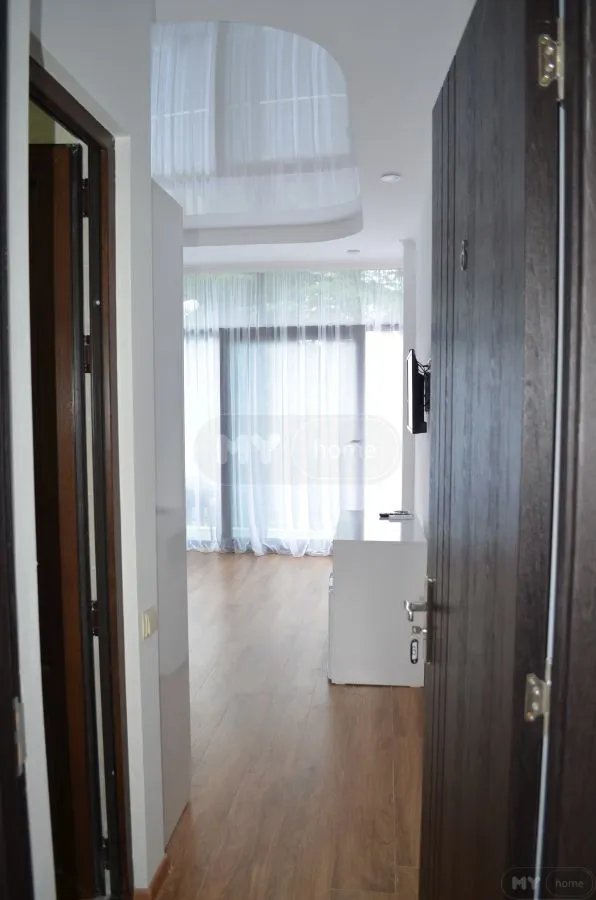 White Hotel — Photo 11