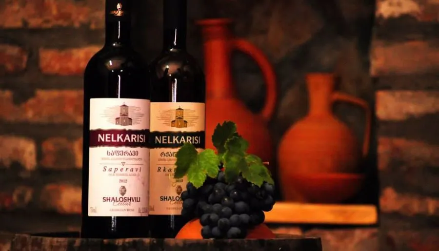 Shaloshvili's Cellar Hotel — Photo 9