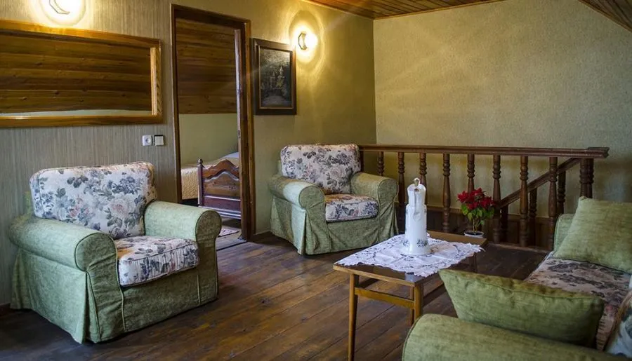 Milorava's Guest House & Wine Cellar — Photo 2