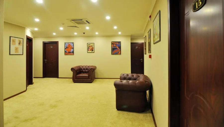 Velvet Hotel — Photo 7