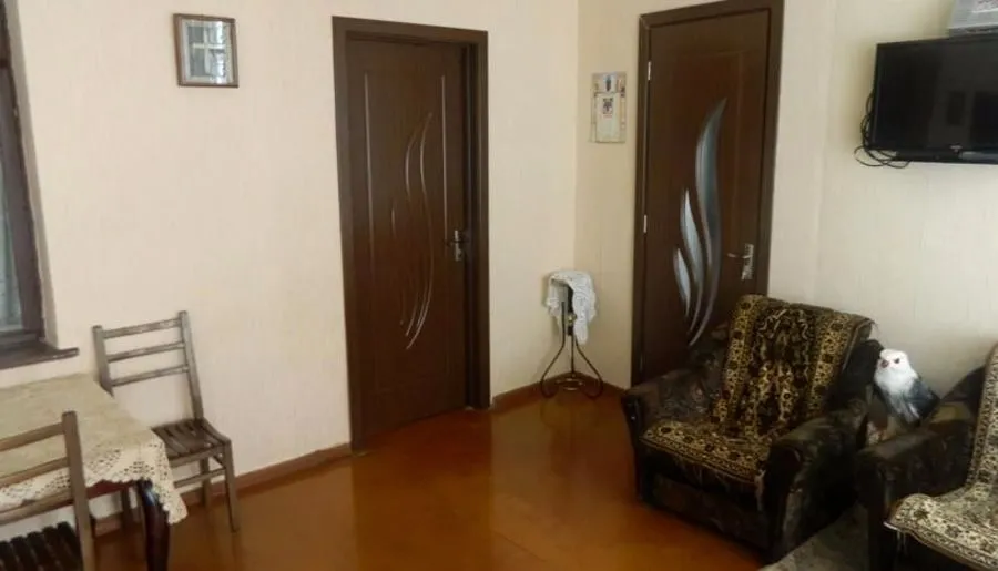 Sofa — Photo 2