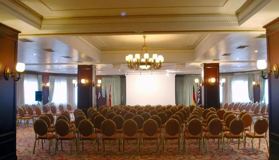 Hotel Intourist Palace — Photo 9