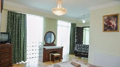 Gora