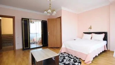 Premium Palace