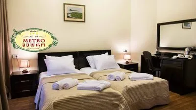 HOTEL AT METRO