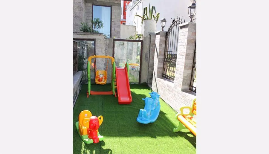 GNS — Photo 6