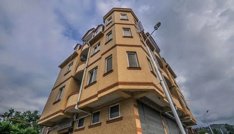 Golden House — Photo 12