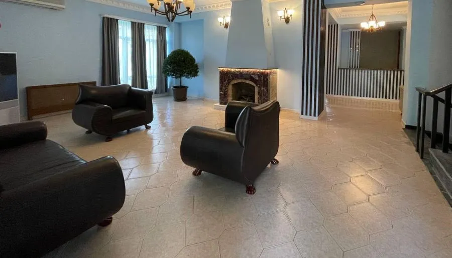 Laguna Hotel — Photo 12