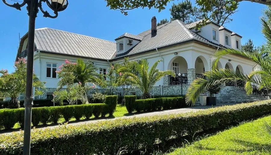 Laguna Hotel — Photo 4