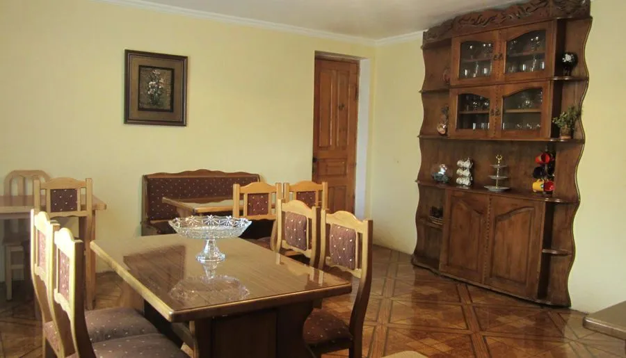 Tbili Sakhli — Photo 1