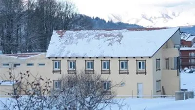 SKI-6