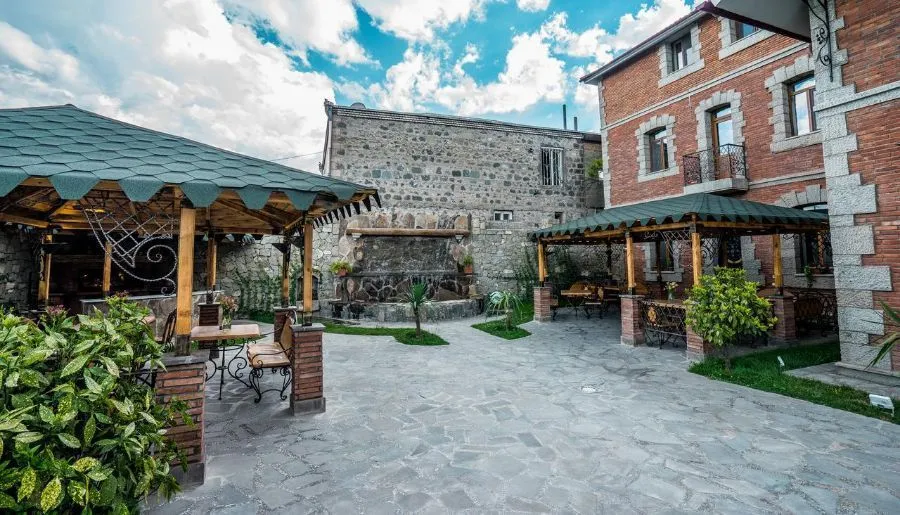 Hotel Tiflis — Photo 11