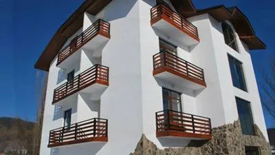 Elite House