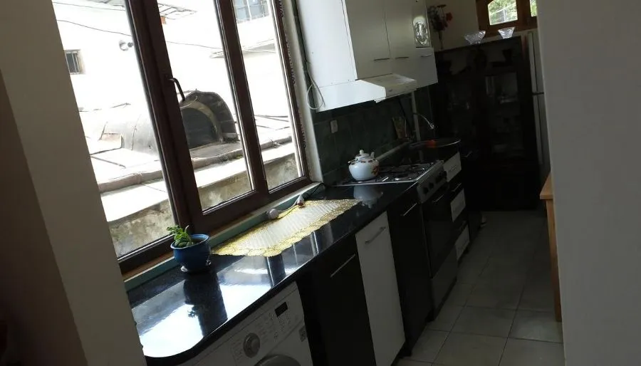 Gio's Guest House — Photo 12