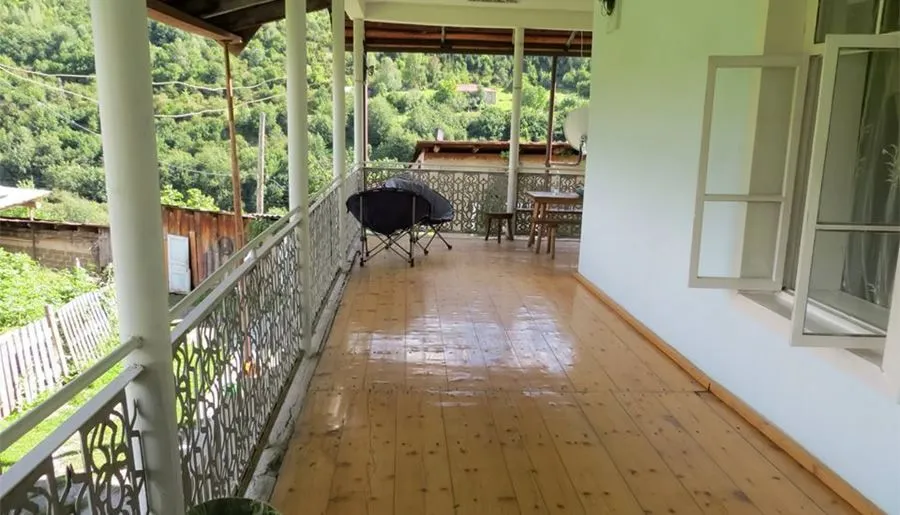 Golden Mountains House — Photo 11