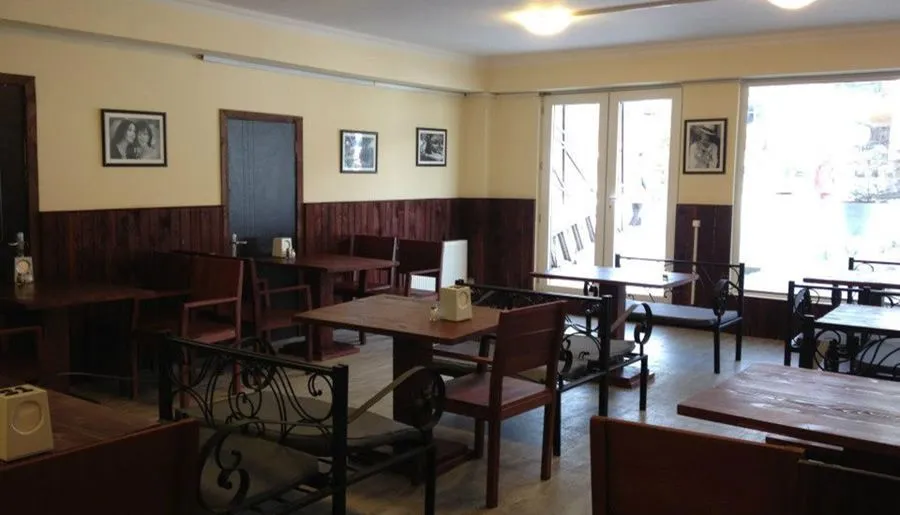 Mgzavrebi apt 207 — Photo 2