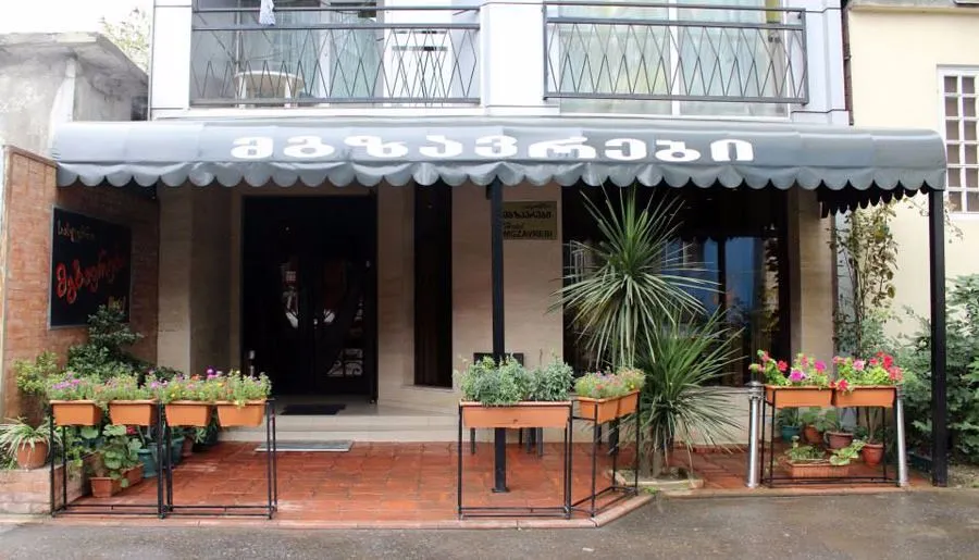 Hotel Mgzavrebi Batumi — Photo 1