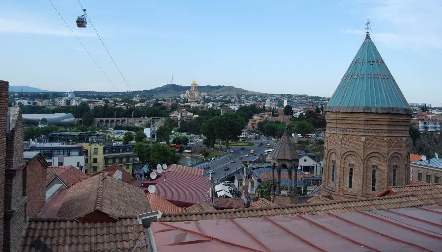 TBILISI HOUSE — Photo 5