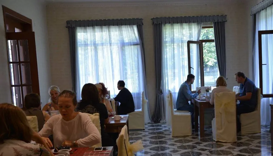 Wine house & L'Auberge Dadianebi — Photo 1