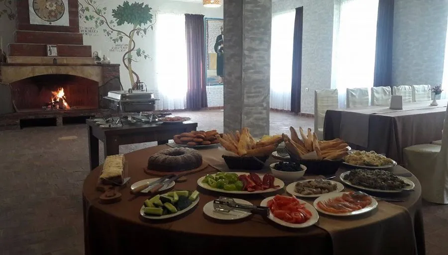 Wine house & L'Auberge Dadianebi — Photo 5