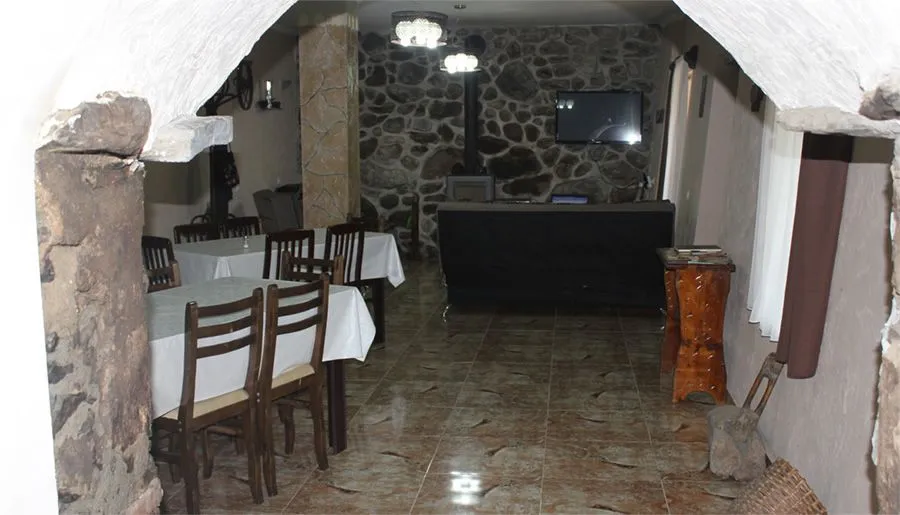 Svan House — Photo 10